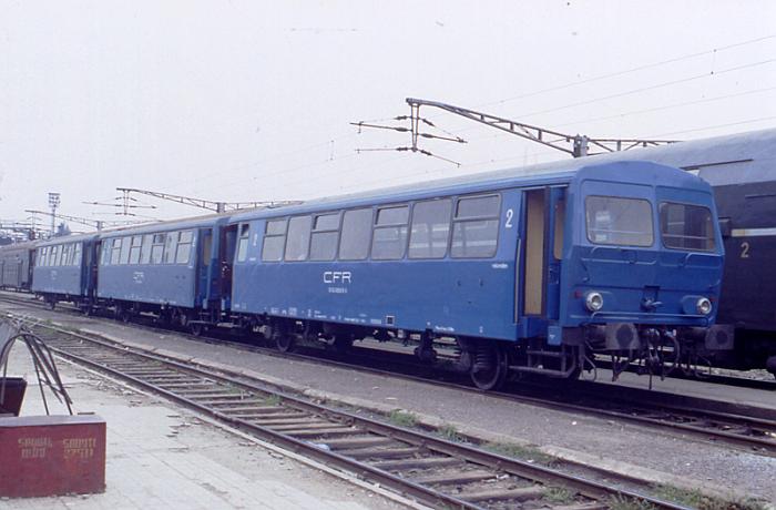 19900725-902485-CFR-Triebwagen.jpg